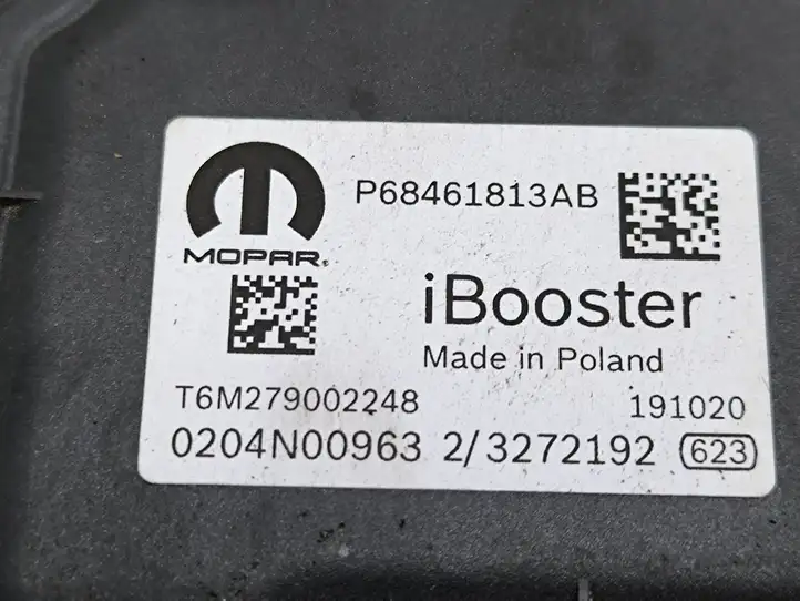 Chrysler Pacifica (2016 - ) P68461813AB Распределитель тормозного усилия — фото 4