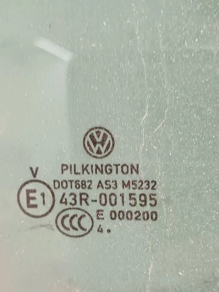 Volkswagen Touran I (2003 - 2010) AS3 Стекло задней двери — фото 2