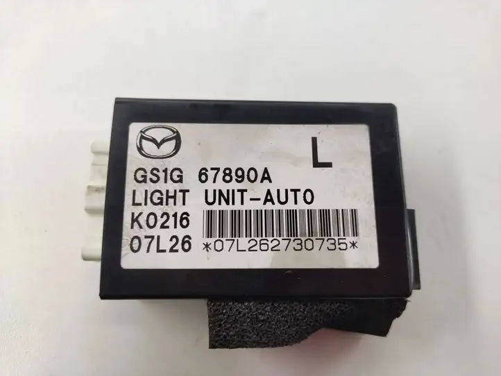 Mazda 6 (2009 - 2012) GS1G67890A Блок управления светом — фото 2