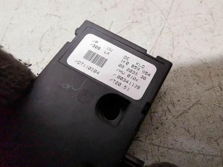 Volkswagen Touran I (2003 - 2010) 1K0959654 Датчик угла поворота руля — фото 4
