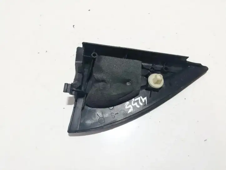 Toyota Yaris Verso (1999 - 2005) 6749152030 Прочие детали салона — фото 2