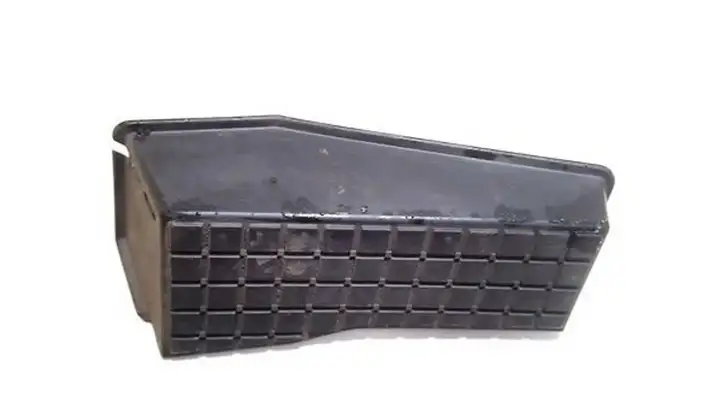 Toyota Avensis T250 (2003 - 2006) 5819105030c Прочие детали салона — фото 1