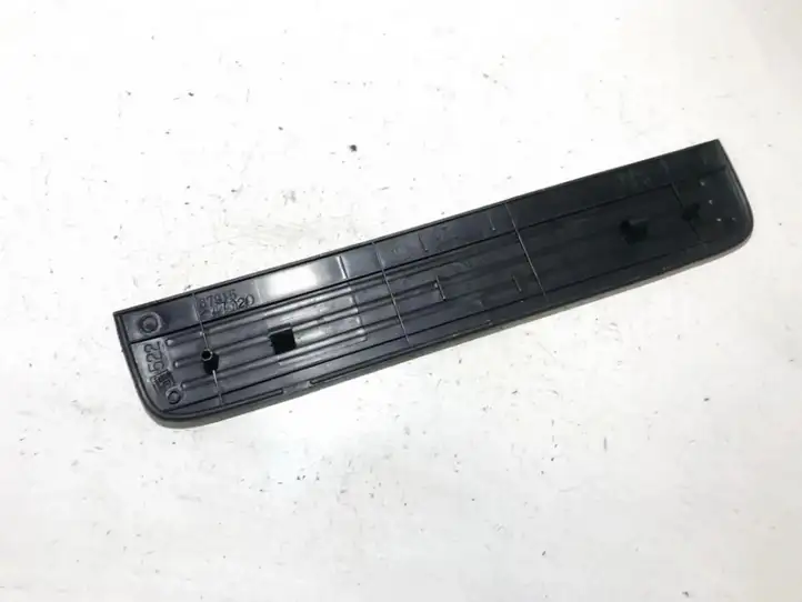 Toyota Prius (XW20) (2003 - 2009)  6791547020 Другая деталь салона