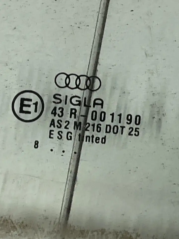 Audi (1990 - 1995) 43R001190 Стекло задней двери — фото 1