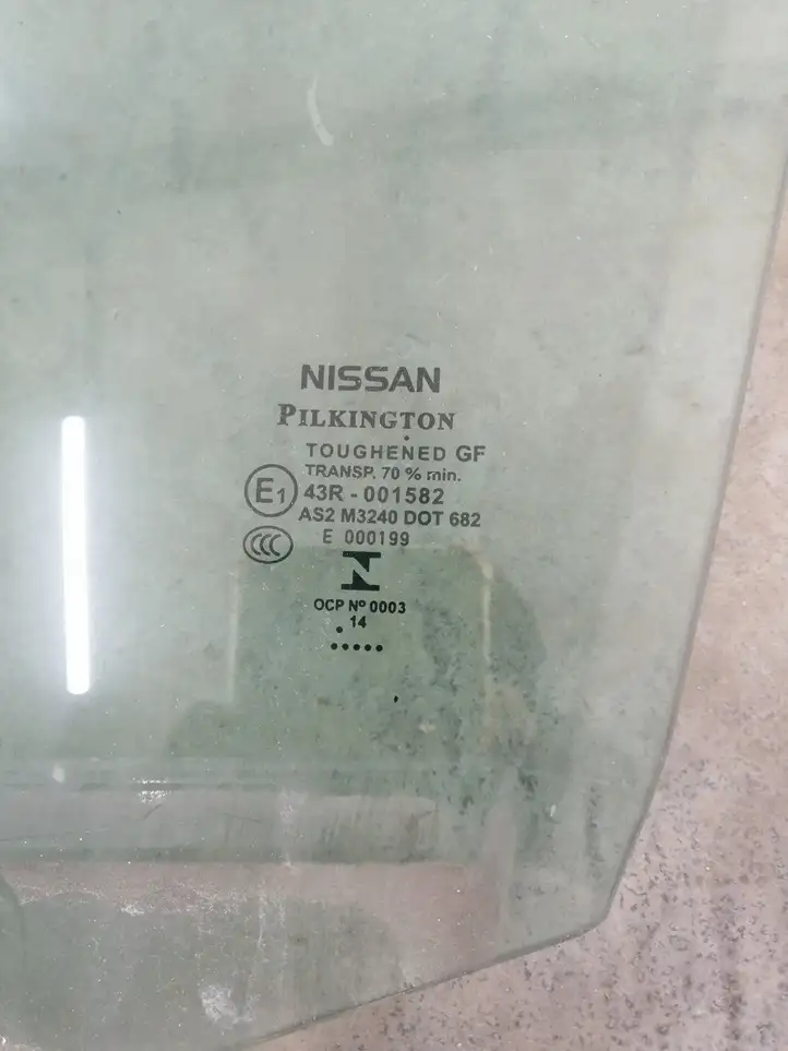 Nissan Qashqai (2013 - 2017) 43R001582 Стекло передней двери — фото 2
