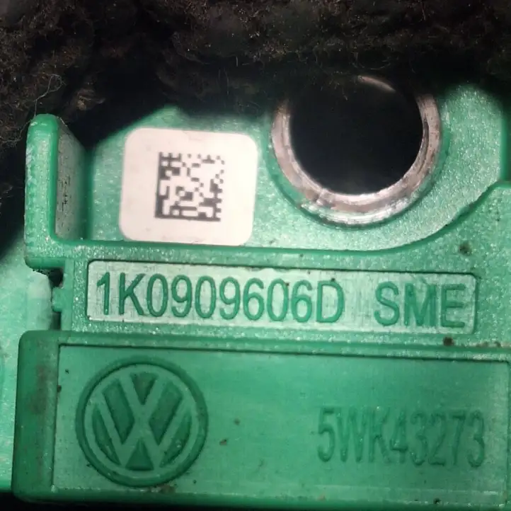 Skoda Octavia Mk2 (1Z) (2004 - 2013) 1K0909606D Датчик удара SRS — фото 3