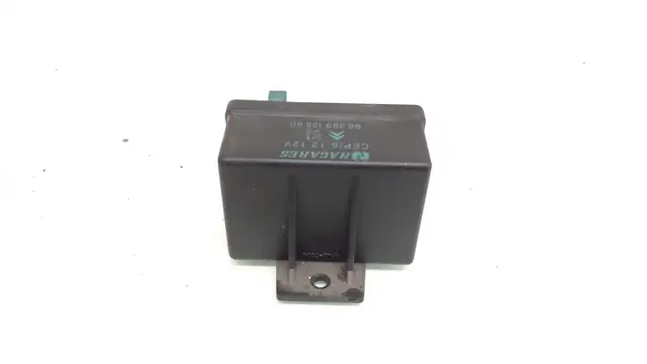 Citroen C5 (2001 - 2004) 9639912580 Реле накала свечей — фото 3
