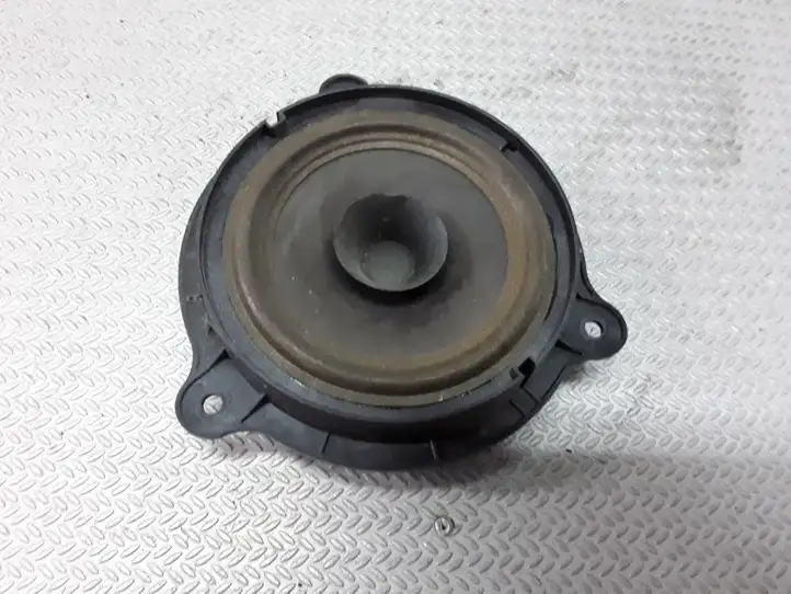 Nissan Primera (2001 - 2008) 28156AV700 Динамики задних дверей — фото 1