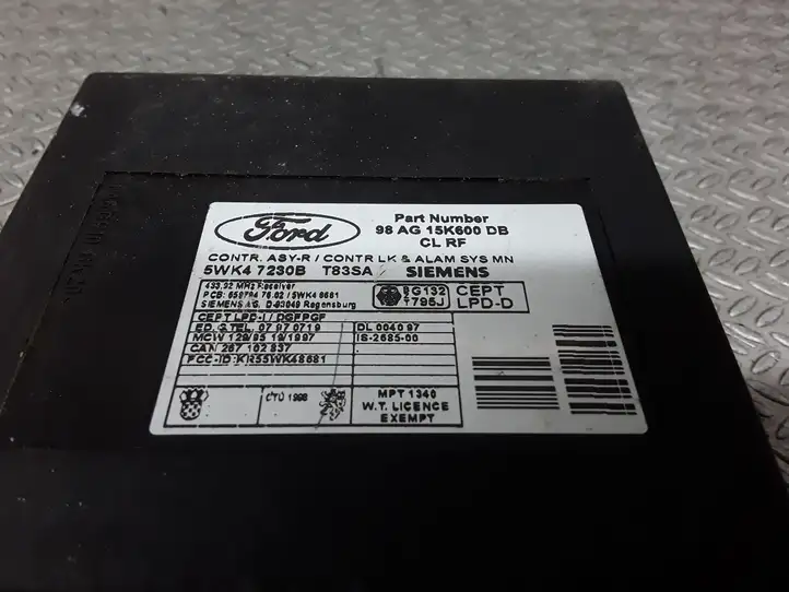 Ford Focus (1998 - 2004) 98AG15K600DB Модуль комфорта — фото 3