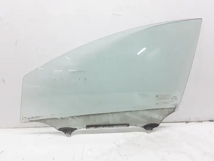 Toyota Corolla Verso AR10 (2004 - 2009)   Основное стекло передних дверей (четырехдверного автомобиля)