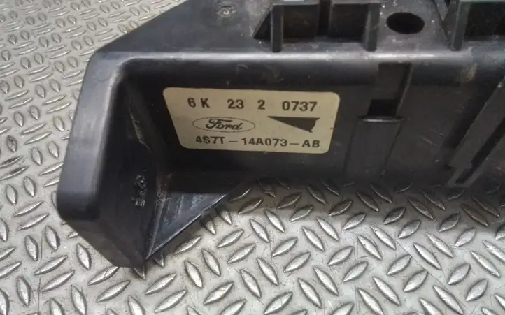 Ford Mondeo Mk III (2000 - 2007) 4S7T14A073AB Блок предохранителей — фото 3