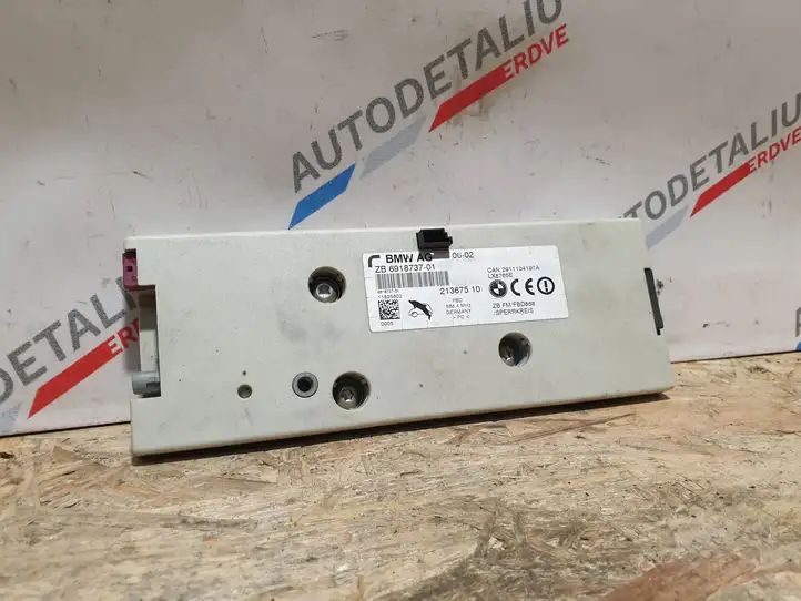 BMW 7 E65 E66 (2001 - 2008)  6918737 Усилитель антенны