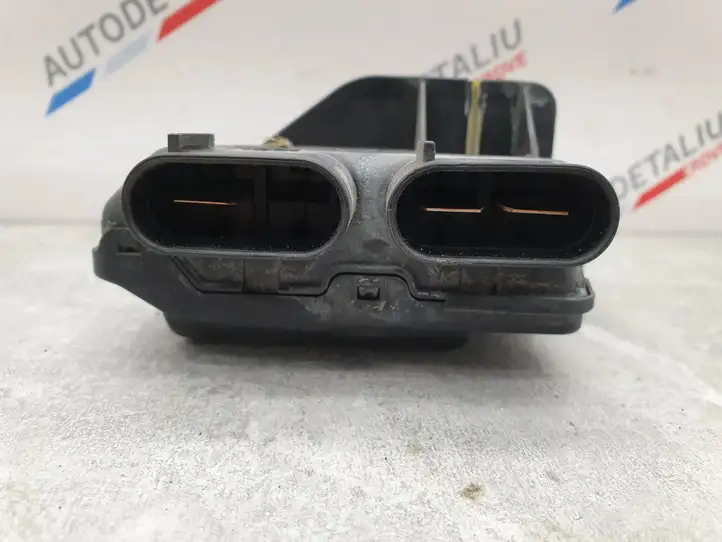 BMW X5 F15 (2013 - 2017) 9285505 Клеммный узел плюсовых проводов — фото 2