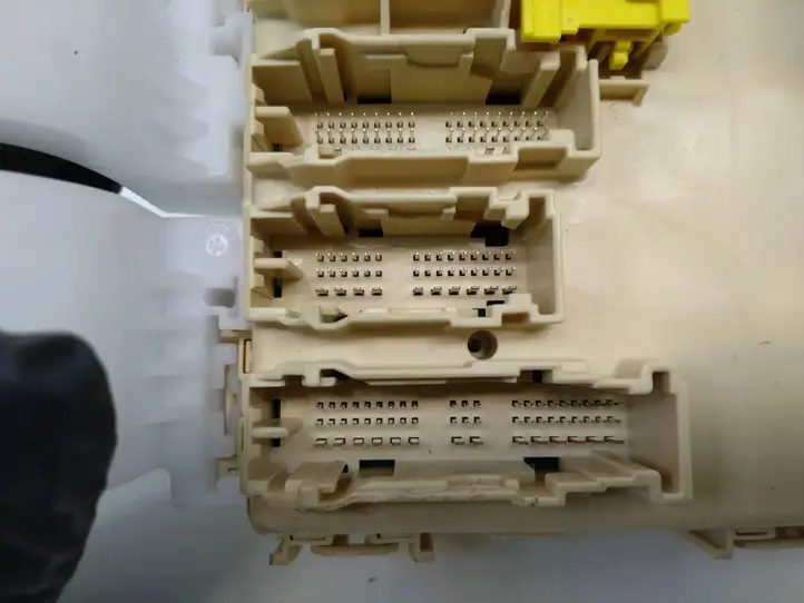 Toyota Auris E180 (2012 - 2018) 63583367 Блок предохранителей — фото 8