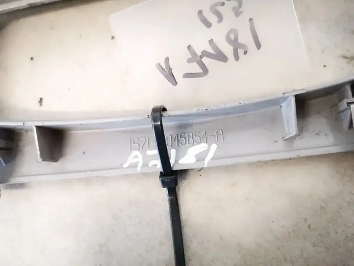 Ford Mondeo Mk III (2000 - 2007) 1s71f045b54a Прочие детали салона — фото 3