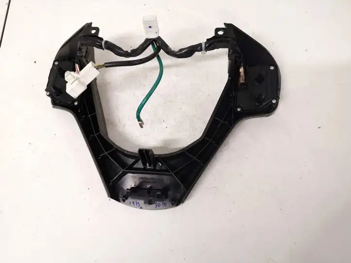 Toyota Avensis T270 (2009 - 2012) 4510005720 Кнопки на рулевом колесе — фото 2