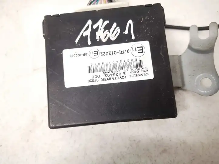 Toyota Corolla Verso AR10 (2004 - 2009) 897800f020 Блок иммобилайзера — фото 2