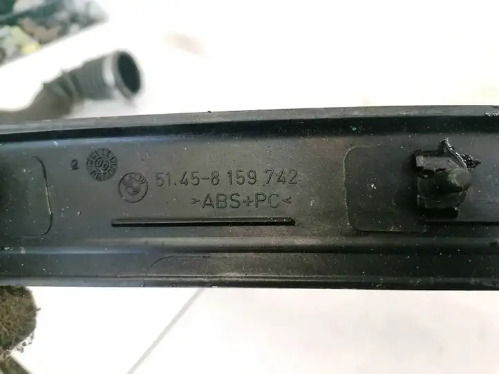 BMW 5 E39 (1996 - 2003) 51458159742 Прочие детали салона — фото 3