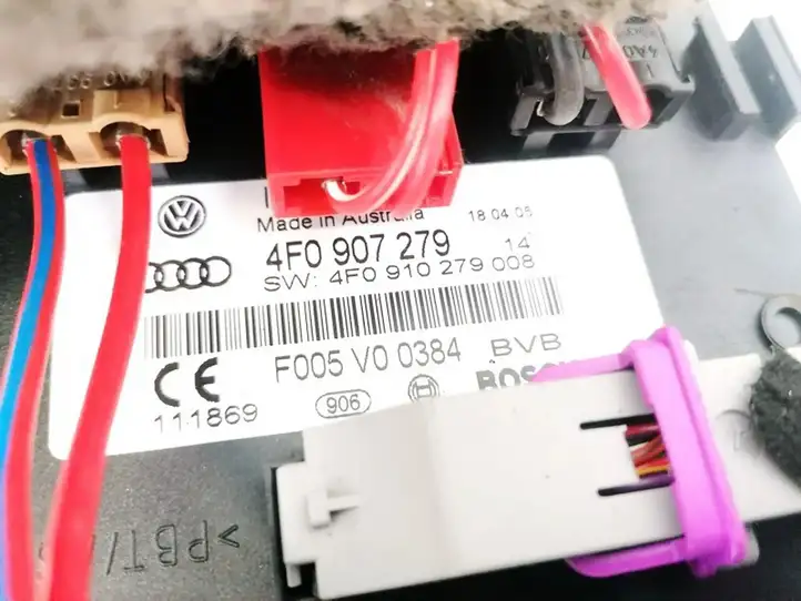 Volkswagen Touareg I (2002 - 2010) 4F0907279 Модуль комфорта — фото 2
