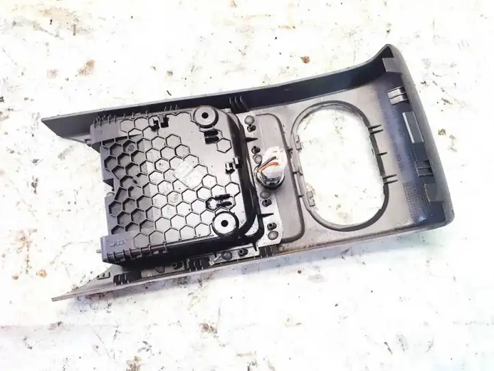 Volkswagen Golf Plus (2004 - 2008) 5m0863289a Прочие детали салона — фото 2