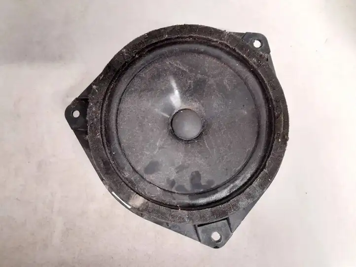 Toyota Avensis Verso (2001 - 2004) 8616044120 Динамики передних дверей — фото 2