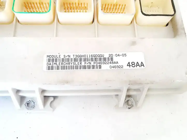 Chrysler Voyager (2004 - 2007) t3gqh0116g0ggv Модуль комфорта — фото 2