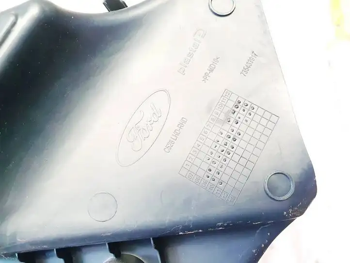 Ford Ka (2008 - 2016) 735433917 Прочие детали салона — фото 3