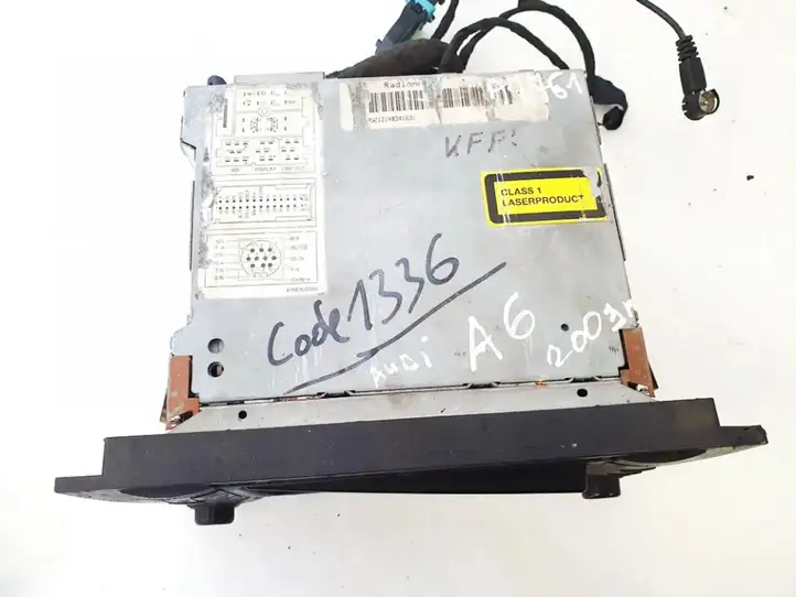 Audi A6 (2001 - 2004)  4d0035192h Радио/ проигрыватель CD/DVD / навигация