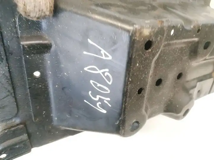 Nissan Primera (2001 - 2008)   Ящик аккумулятора