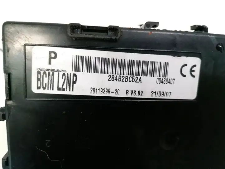 Nissan Note (E11) (2006 - 2014) 284B2BC52A Модуль комфорта — фото 3