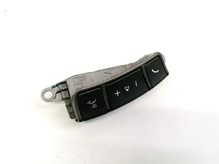 BMW 7 E65 E66 (2001 - 2008) 6911585 Кнопки на рулевом колесе — фото 1