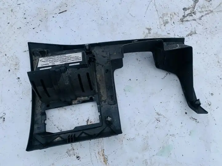 Renault Laguna (2007 - 2015)  689210002r Другая деталь салона