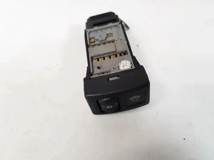 Mazda 5 (2005 - 2010) 134139 Включатель регулировки высоты фонарей — фото 1