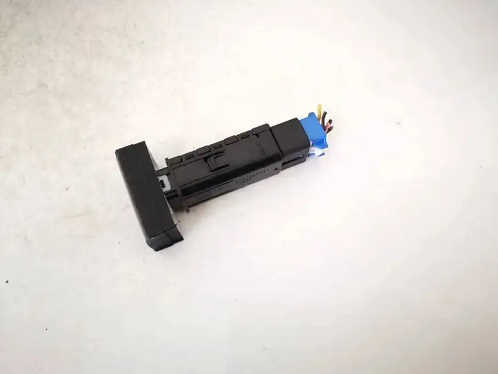 Hyundai Santa Fe (2005 - 2009) 621w05010 Кнопка обогрева стекла — фото 3