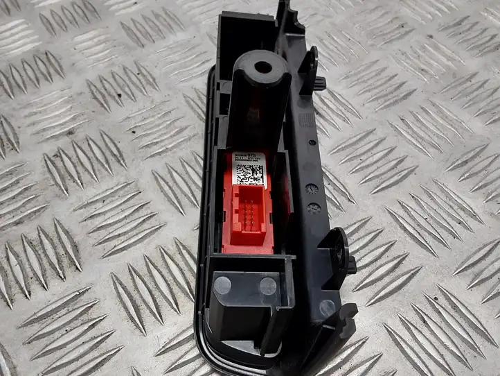 Audi A1 (2010 - 2014) 8X0959873 Кнопка обогрева стекла — фото 3