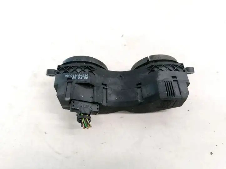 Ford Focus (1998 - 2004) 98AG19A945BG Кнопка обогрева стекла — фото 2