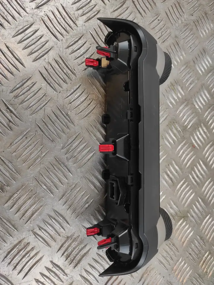 Toyota RAV 4 (XA50) (2018 - )  75K607 Блок управления кондиционера воздуха / климата/ печки (в салоне)