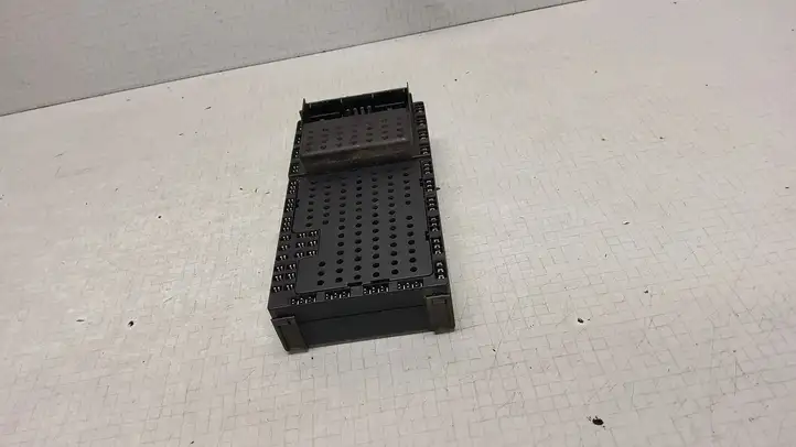 Volvo V70 (2000 - 2004) 9452557 Модуль комфорта — фото 3