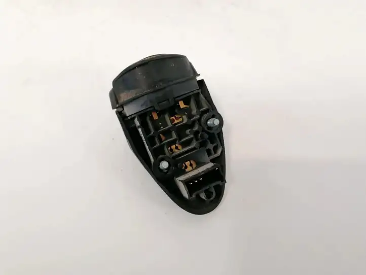 Nissan X-Trail T30 (2001 - 2007)  54355381b Мултифункционный включатель управления / ручка