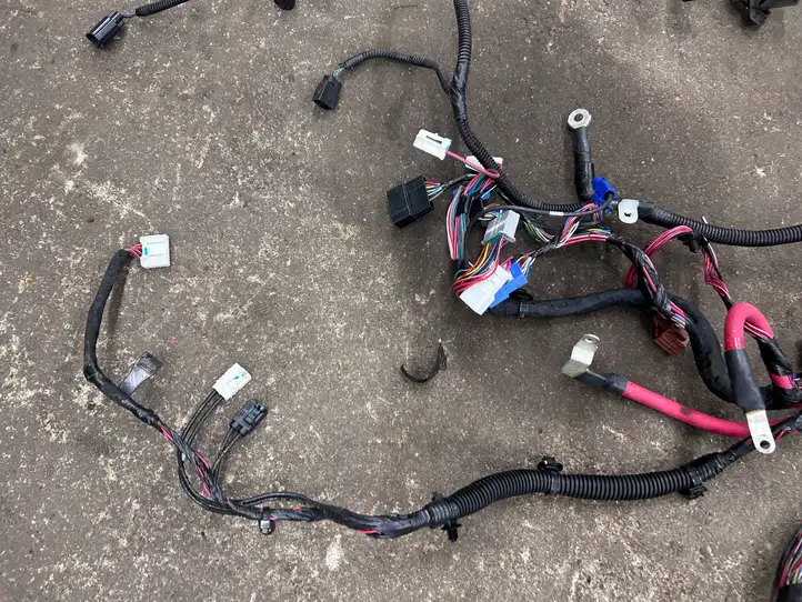 Tesla Model X (2015 - 2021) 103244780F Прочая электропроводка — фото 2