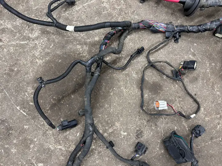 Tesla Model X (2015 - 2021) 103244780F Прочая электропроводка — фото 16