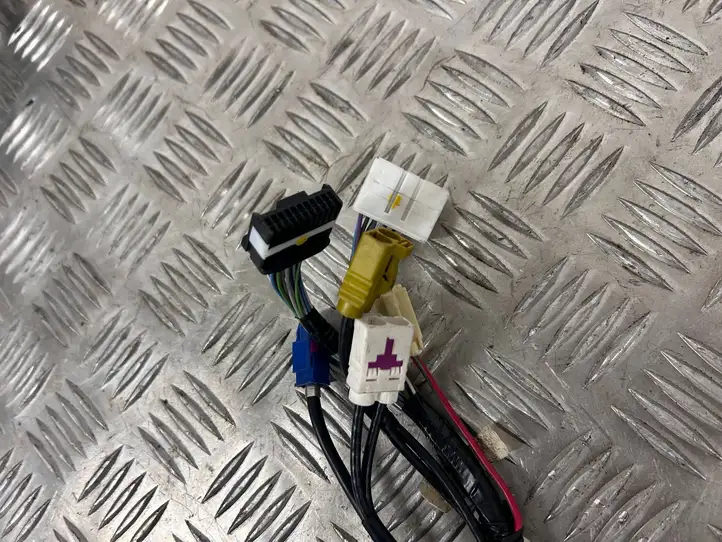 Tesla Model X (2015 - 2021) 103244391G Прочая электропроводка — фото 7