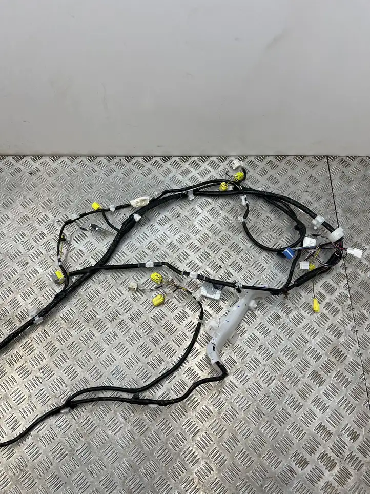 Toyota Yaris XP210 (2020 - ) 82161K0700G Прочая электропроводка — фото 4