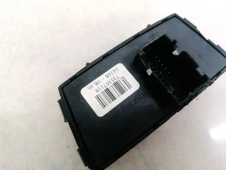 Fiat Panda II (2004 - 2011) 735357118 Включатель аварийных фонарей — фото 3