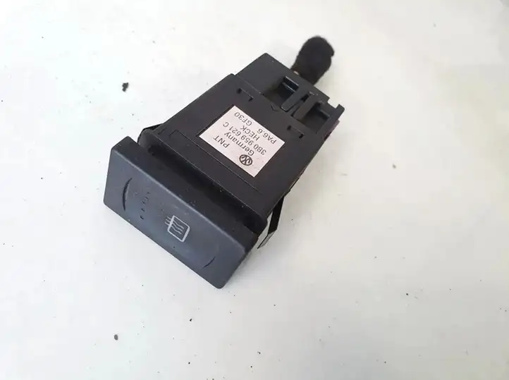 Volkswagen PASSAT B5.5 (2001 - 2005) 3b0959621c Кнопка обогрева стекла — фото 1
