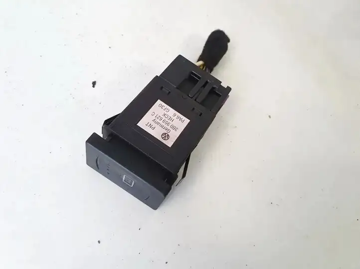 Volkswagen PASSAT B5.5 (2001 - 2005) 3b0959621c Кнопка обогрева стекла — фото 2