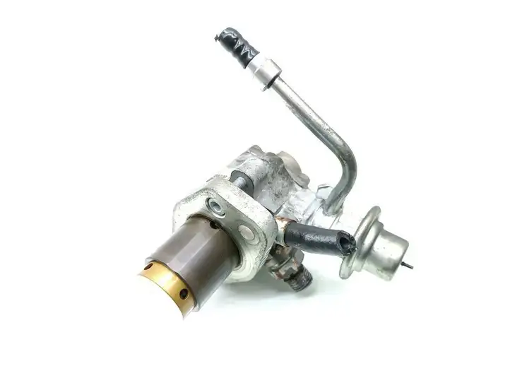 Lexus GS 300 350 430 450h (2004 - 2007) 23480-31012 Топливный насос — фото 1