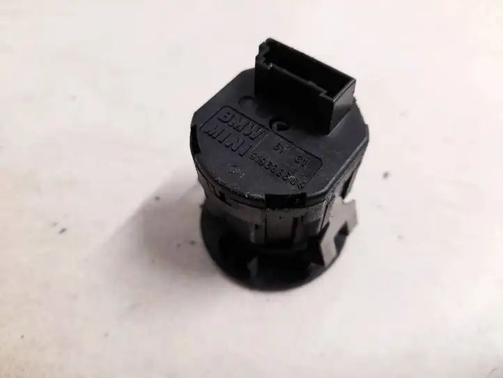 BMW 3 F30 F35 F31 (2012 - 2018) 61319198886 Включатель надувной подушки для пассажира — фото 3