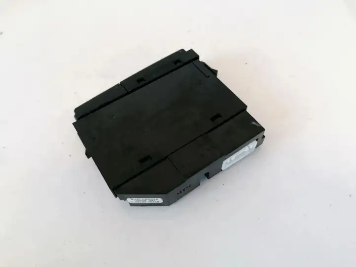 Toyota Avensis T250 (2003 - 2006) 8479005130c Кнопка обогрева стекла — фото 3