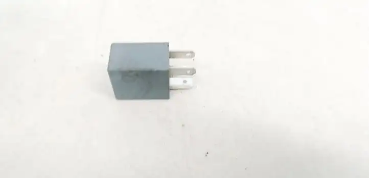 Kia Carnival (2002 - 2006) OK55267740 Другое реле — фото 1